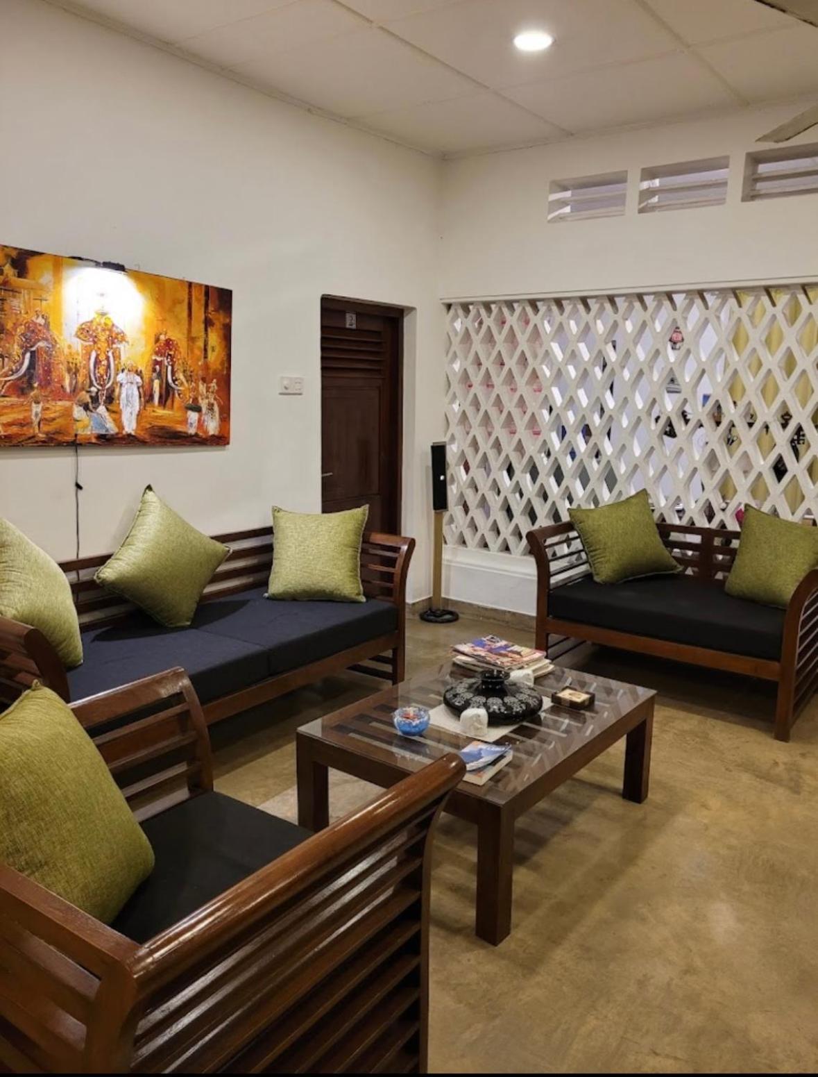 Dions Guest House Negombo Exterior photo